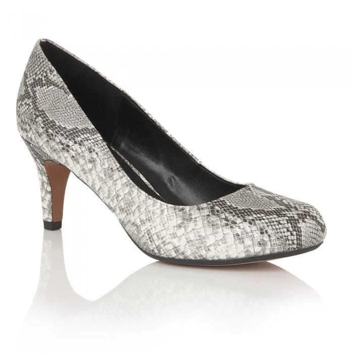 lotus-ardice-grey-snake-print-round-toe-court-shoes-p8356-18499_image