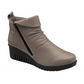 Lotus Women's Cordelia Wedge Ankle Boots