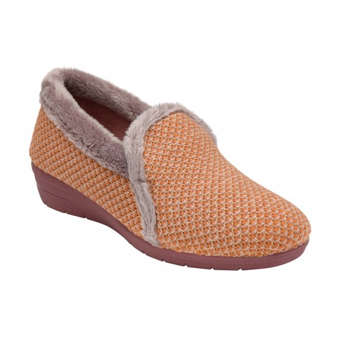 Lotus Women's Darlene Wedge Slippers