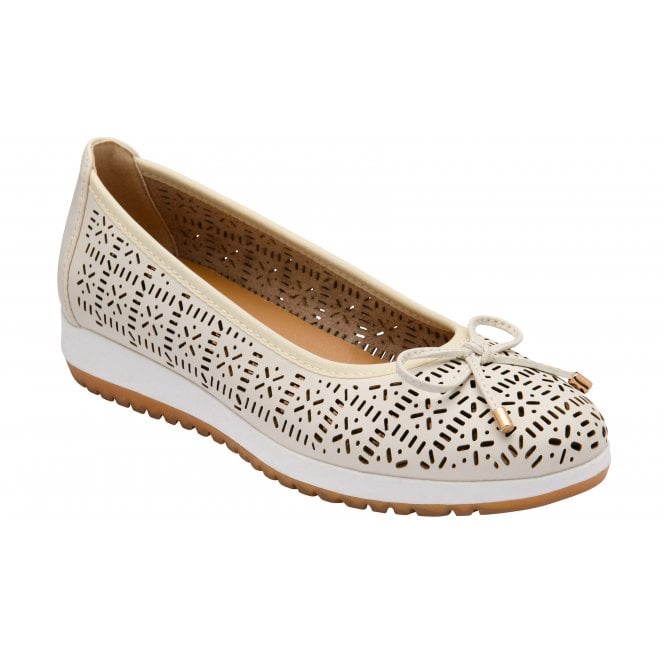 Lotus Women's Helen Ballerina Shoes