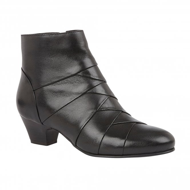 Lotus Women's Tara Ankle Boots 