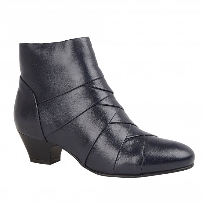 Lotus Women's Tara Ankle Boots