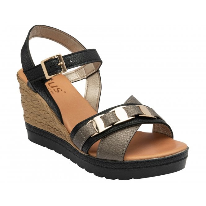 Lotus Women's Tassere Wedge Sandals