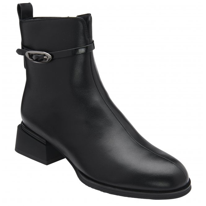 Lotus Women's Unez Ankle Boots