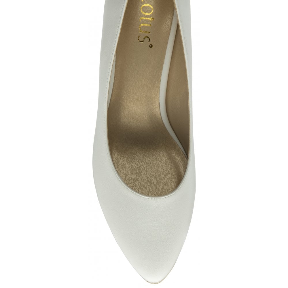 Prêteur commander sondage pendentif pierre noire encre Gain Accor